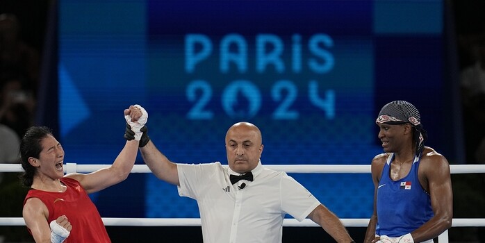 美记：塔图姆身边的人告诉我，他在努力争取本赛季复出