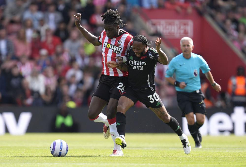 普利西奇替补双响，美国球员第三人